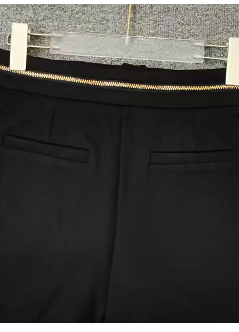 26 Summer New Advanced Metal Fittings Decorative Stitching Zipper Temperament Shorts Fashion Joker Black Suit Pants