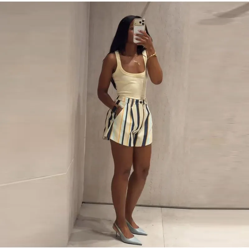 Women Striped Fabric Wide Leg Shorts High Waist Button Side Pockets Casual All-match Short Trousers 2026 Summer Office Outfits