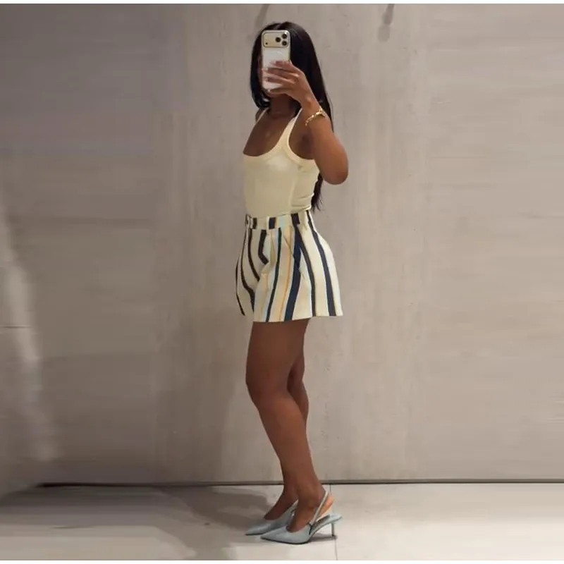 Women Striped Fabric Wide Leg Shorts High Waist Button Side Pockets Casual All-match Short Trousers 2026 Summer Office Outfits