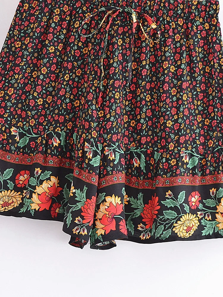Boho Queens Women Wild Floral Print Bohemian Happie Short Ladies Beach Summer Elastic Waist Rayon Boho Shorts