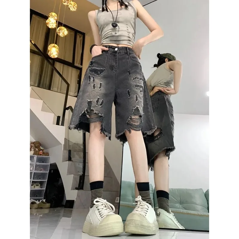 American Vintage Hole Denim Shorts for Women Summer High Waist Wide Leg Shorts 2026 New Loose Straight Five-point Pants Kawaii