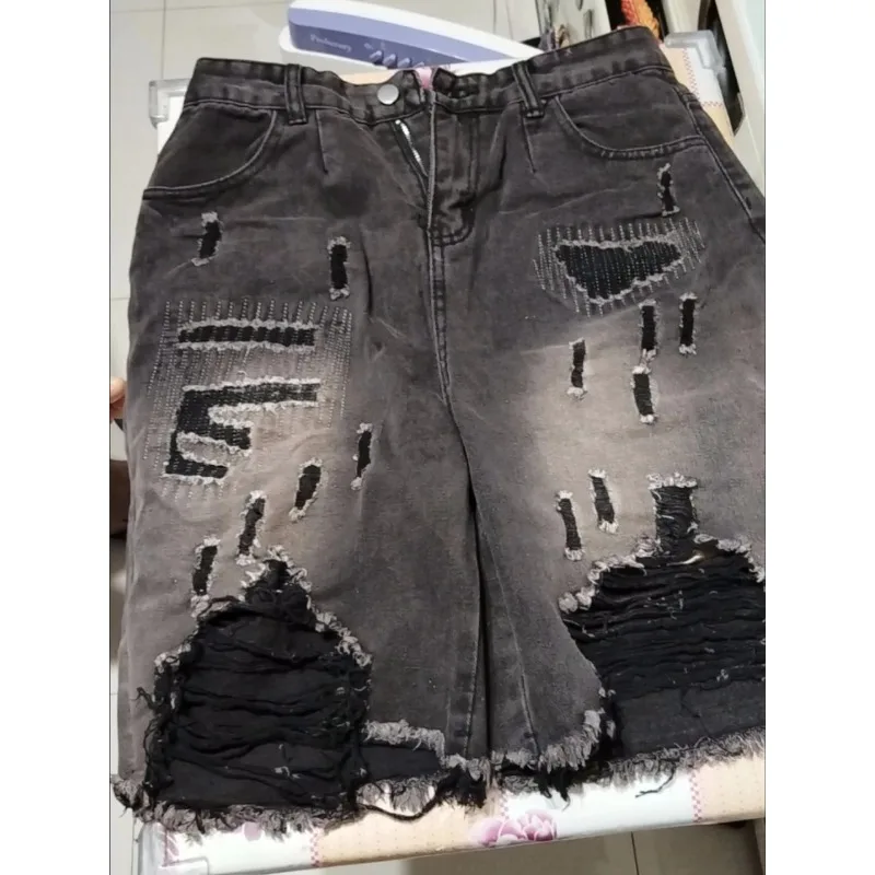 American Vintage Hole Denim Shorts for Women Summer High Waist Wide Leg Shorts 2026 New Loose Straight Five-point Pants Kawaii