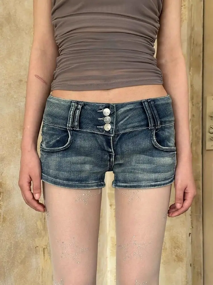 American Retro Low Waist Breasted Denim Shorts Women 2026 Summer New Super Shorts Y2k Spice Girl Slim Jeans Hip Shorts