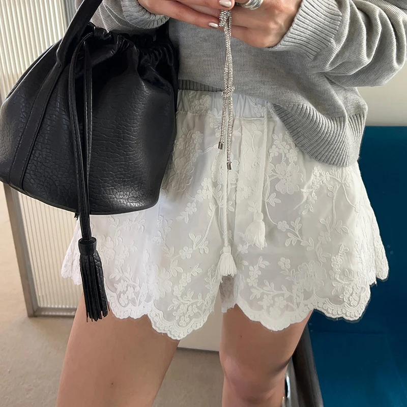 FOTVOTEE Lace Shorts for Women Korean Style Chic Casual Hot Pants Spring Summer 2025 New Fashion Female High Waist Shorts