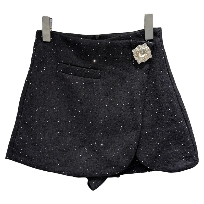 DEAT 2026 Autumn New Fashion Rhinestone Diagonal Hem Shorts Skirts For Women Elegant Versatile A-line Short Pant Female 11A05878