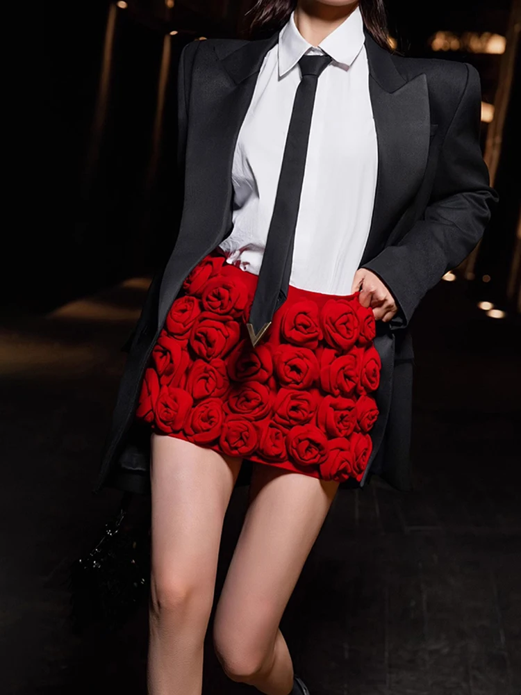 DEAT Fashion Three-dimensional Rose Flower Decoration Women's Shorts Mid Waist Red Mini Shorts Skirts Summer 2024 New 7AB3821