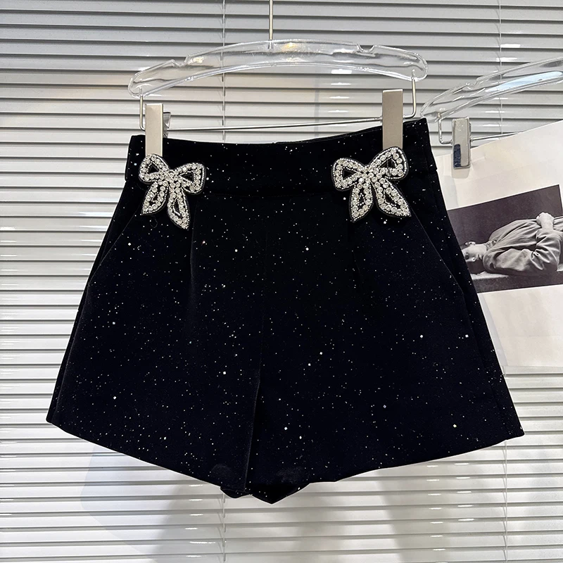 DEAT 2025 Winter New Fashion Rhinestone Bow Decoration Velvet Shorts For Women Black Versatile Boot Short Pants Female 11A07701