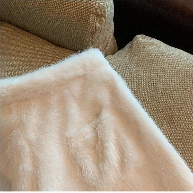 Autumn Winter White Faux Mink Velvet Shorts Women Thicken Warm Plush Boot Pants High Waist Casual Wide Leg Short Pants Female