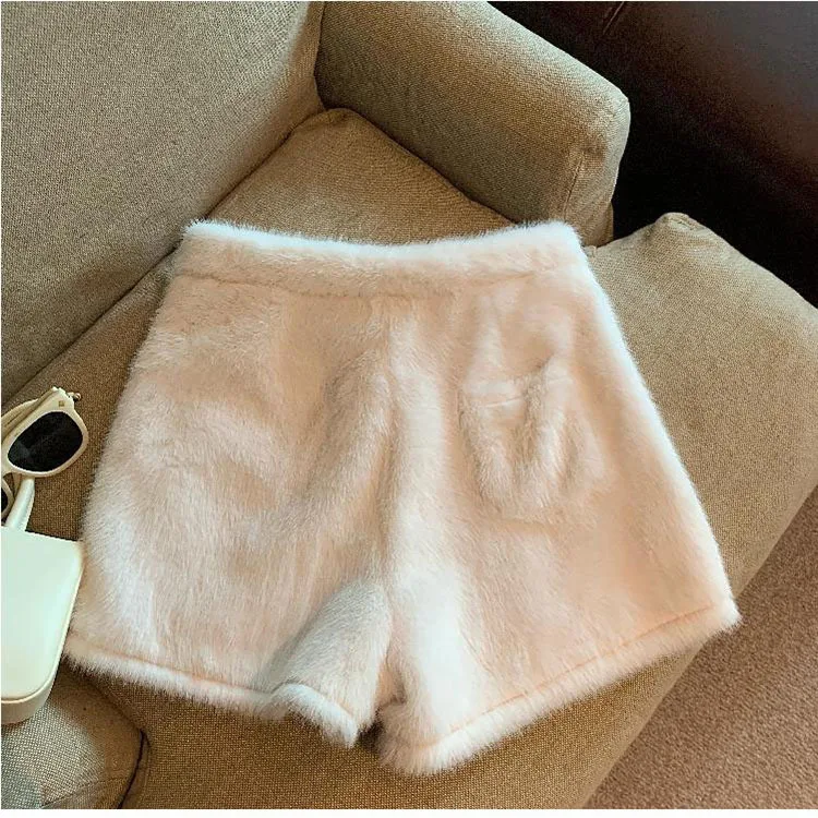 Autumn Winter White Faux Mink Velvet Shorts Women Thicken Warm Plush Boot Pants High Waist Casual Wide Leg Short Pants Female