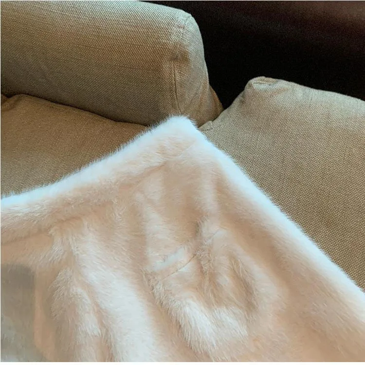 Autumn Winter White Faux Mink Velvet Shorts Women Thicken Warm Plush Boot Pants High Waist Casual Wide Leg Short Pants Female