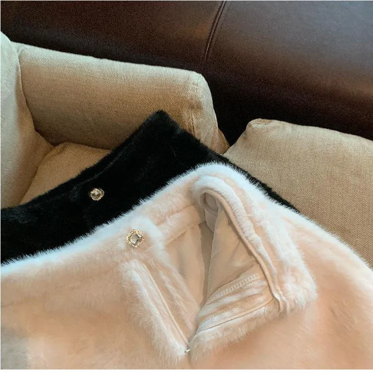 Autumn Winter White Faux Mink Velvet Shorts Women Thicken Warm Plush Boot Pants High Waist Casual Wide Leg Short Pants Female