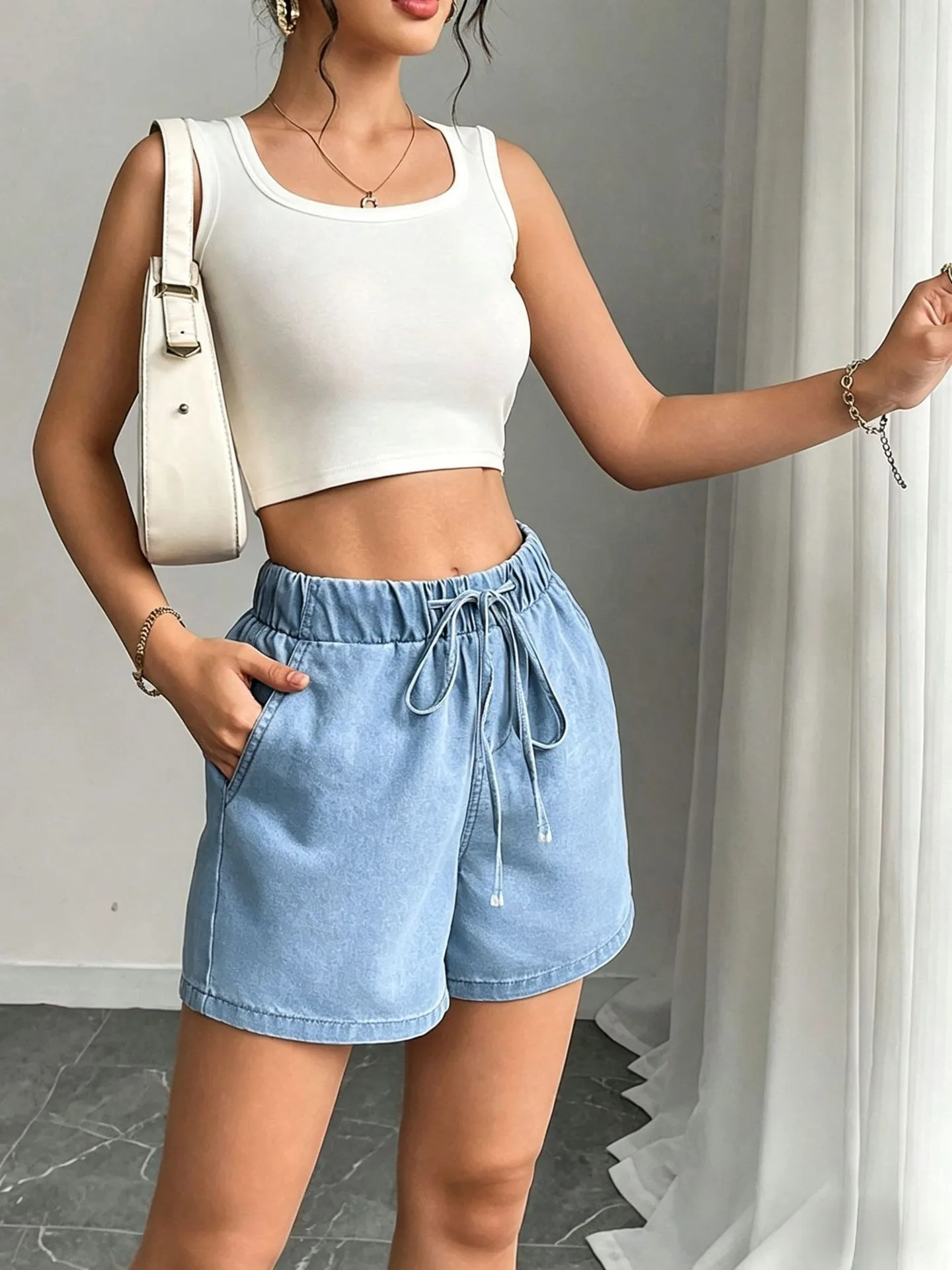 Women's Mid Waist Three Quarter Length Casual No Iron Medium Weight Summer Outdoor Walking Shorts High Waisted Loose Fit