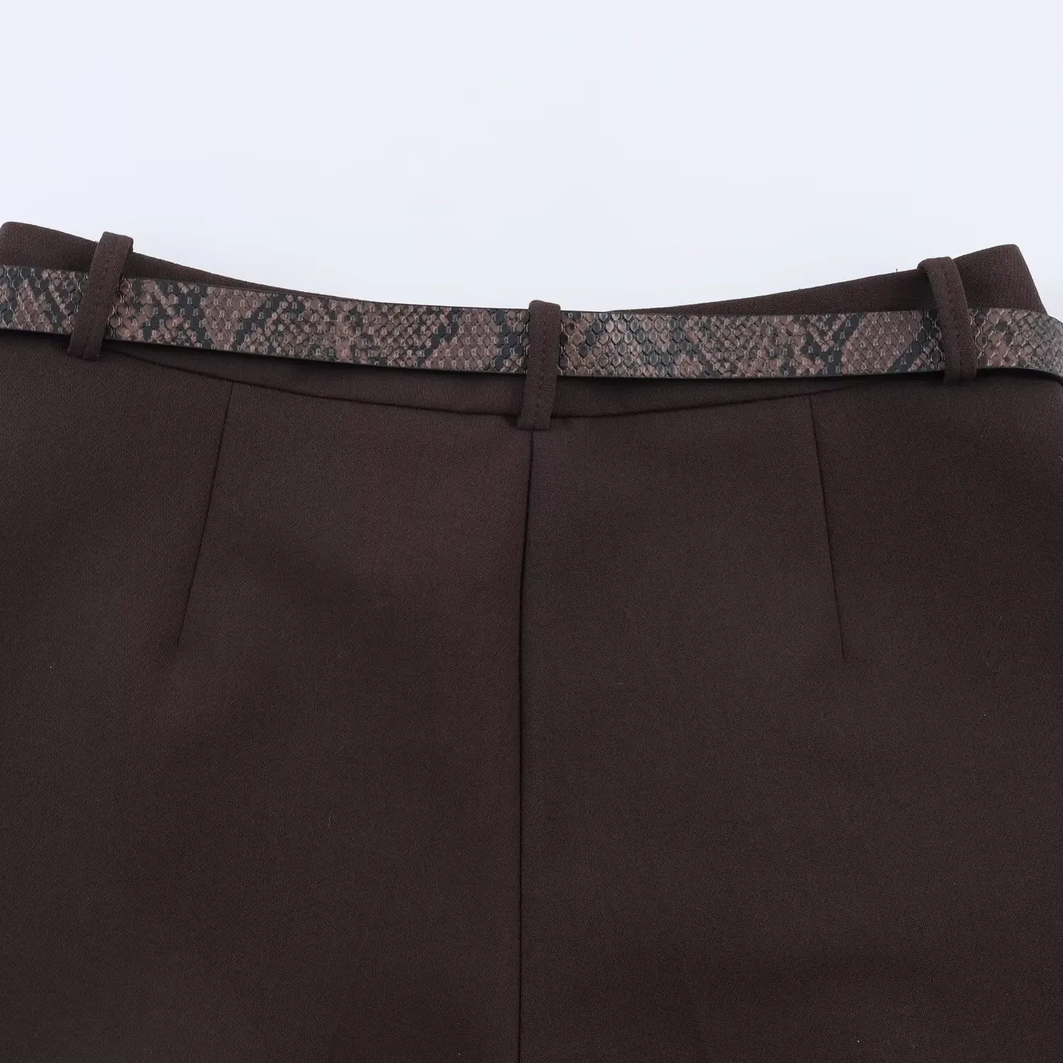 TFAFXY 2026 Spring Women Fashion Long Style Casual Shorts Vintage High Waist With Belt Shorts Summer Female Holiday Shorts