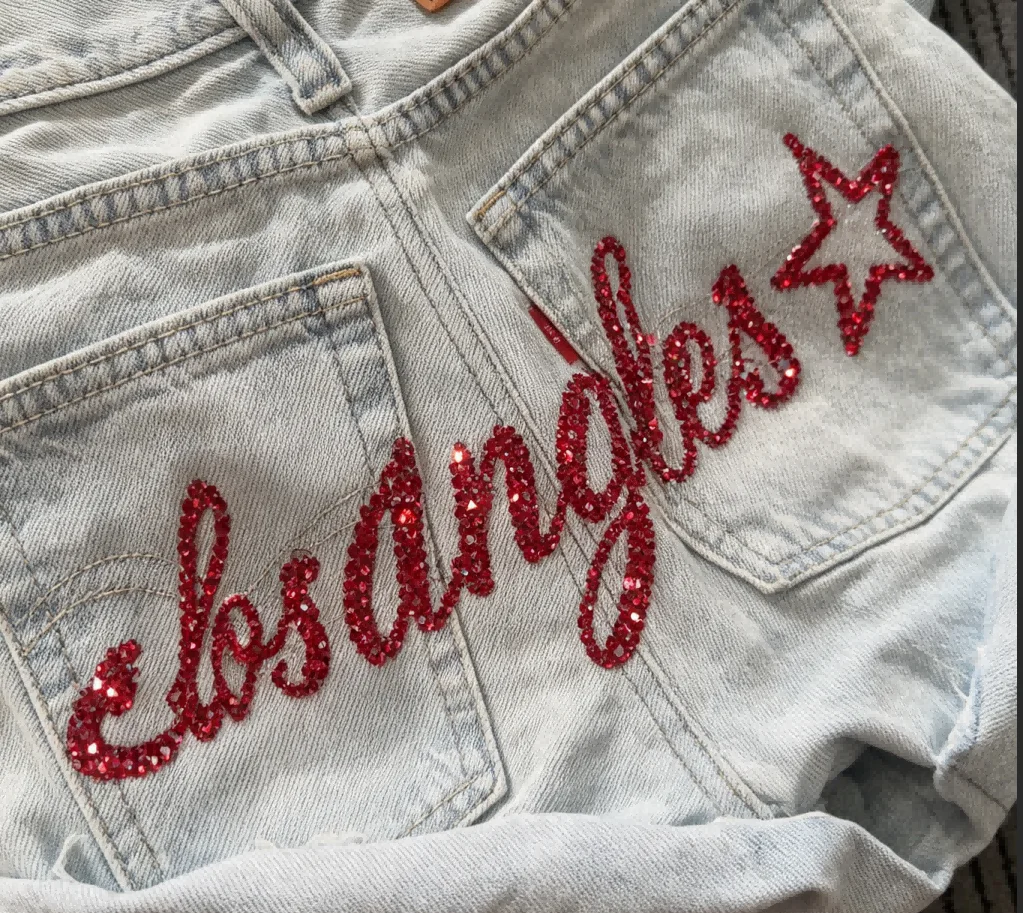Women Retro Red Sexy Rhinestone Light Blue Washed Denim Shorts Street Hip Hop Spicy Girl Slim Fit Hot Pants Low Waist Shorts