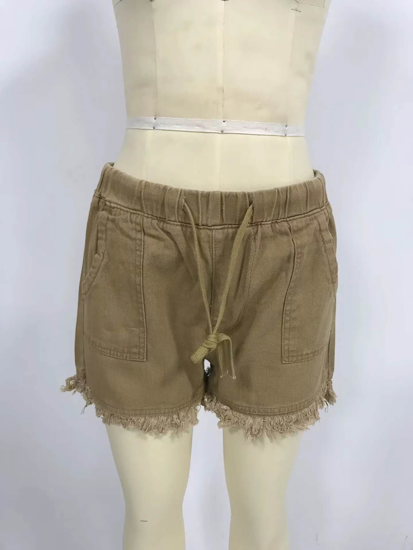 Women's Elastic Waist Fringe Mid Waist Washed Knee Length Straight Leg Denim Shorts with Front Pocket for Summer Outdoor Casual