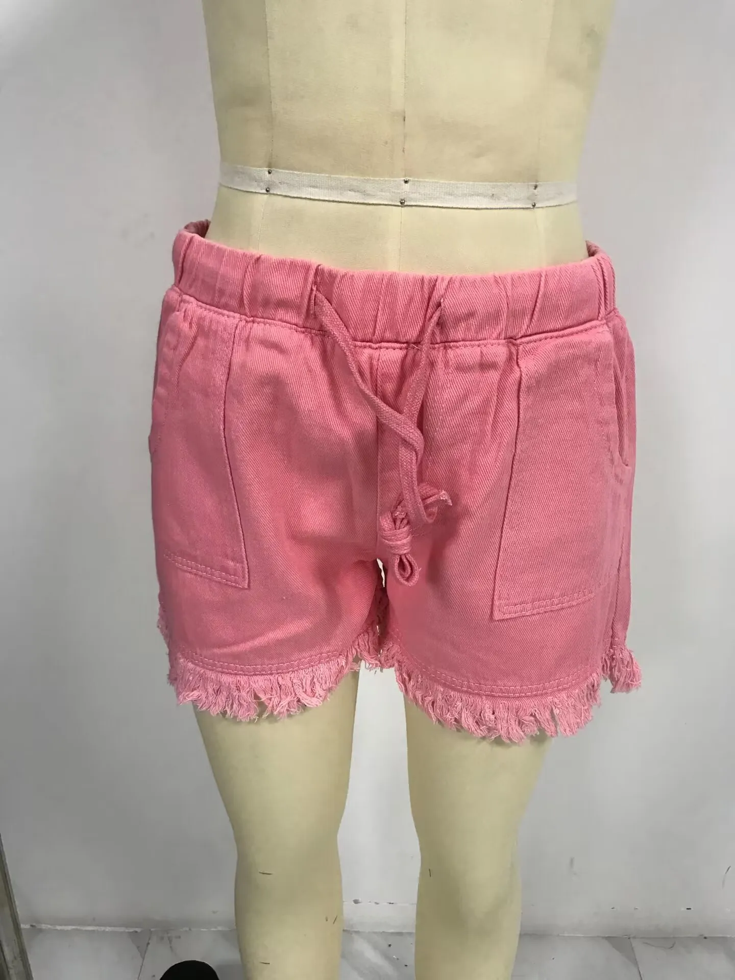 Women's Elastic Waist Fringe Mid Waist Washed Knee Length Straight Leg Denim Shorts with Front Pocket for Summer Outdoor Casual