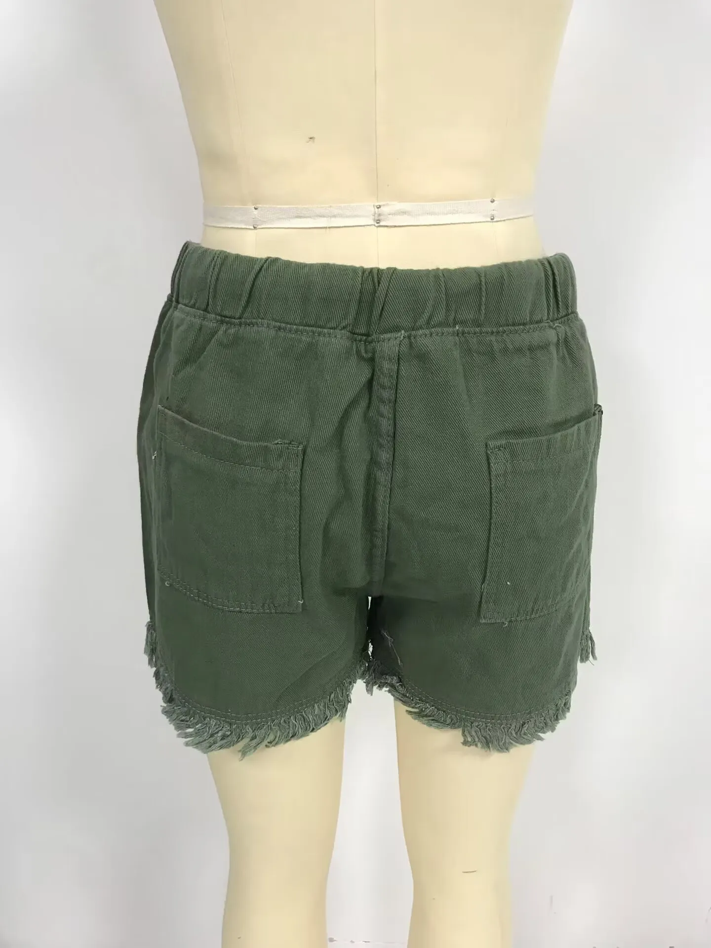 Women's Elastic Waist Fringe Mid Waist Washed Knee Length Straight Leg Denim Shorts with Front Pocket for Summer Outdoor Casual