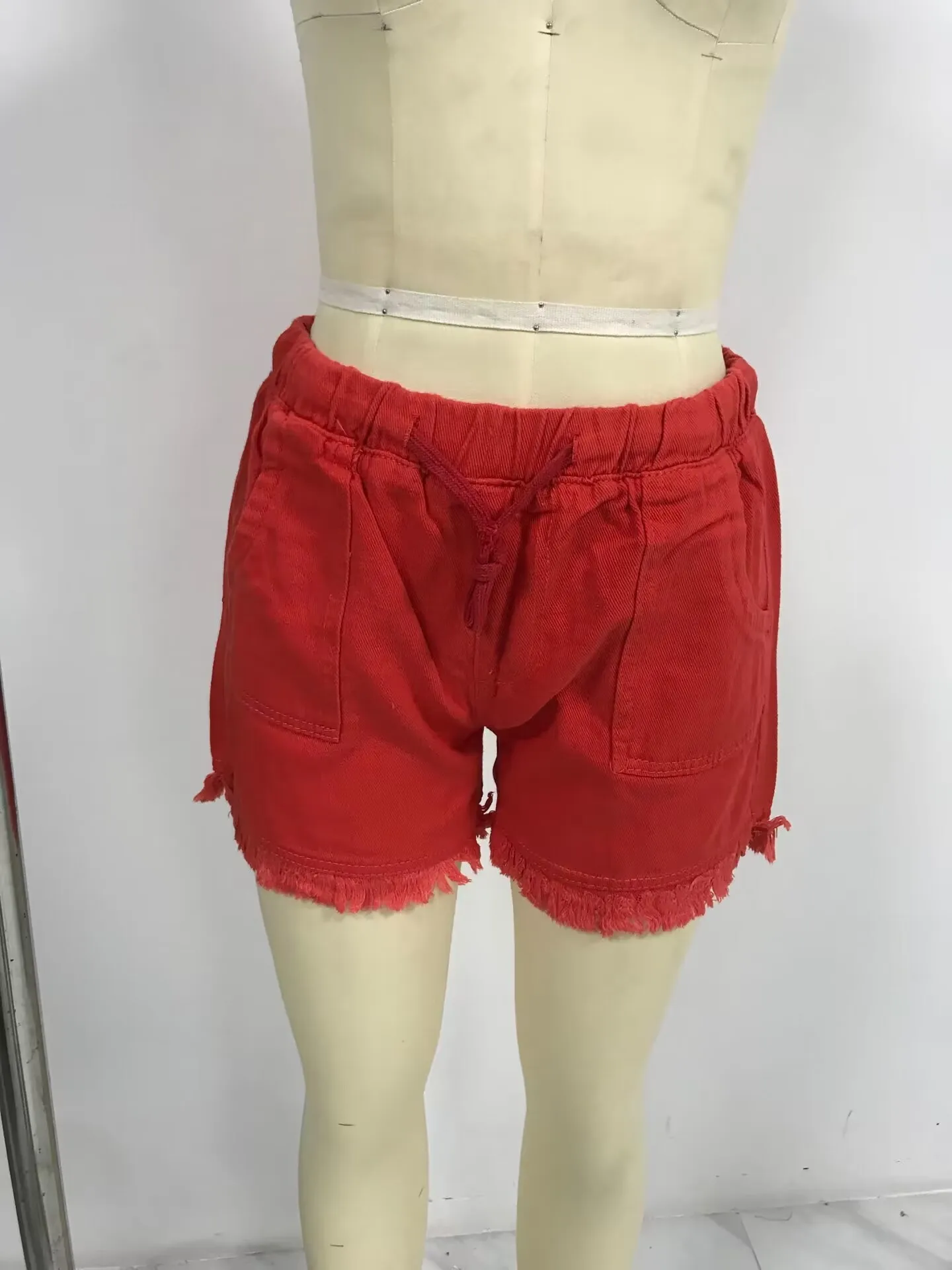Women's Elastic Waist Fringe Mid Waist Washed Knee Length Straight Leg Denim Shorts with Front Pocket for Summer Outdoor Casual