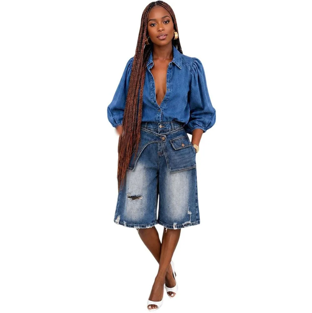 Women's High Waist Distressed Ripped Loose Fit Casual Denim Shorts with Frayed Hem Washed Look Summer Streetwear Bottoms