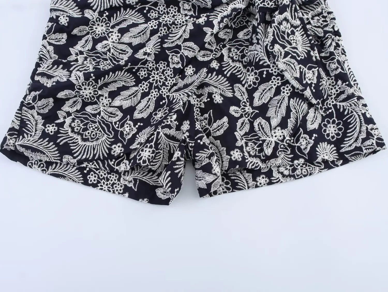 YENKYE New 2025 Women Floral Embroidery Knot Shorts Skirts Vintage High Waist Side Zipper Casual Summer Skort Pantalones Cortos