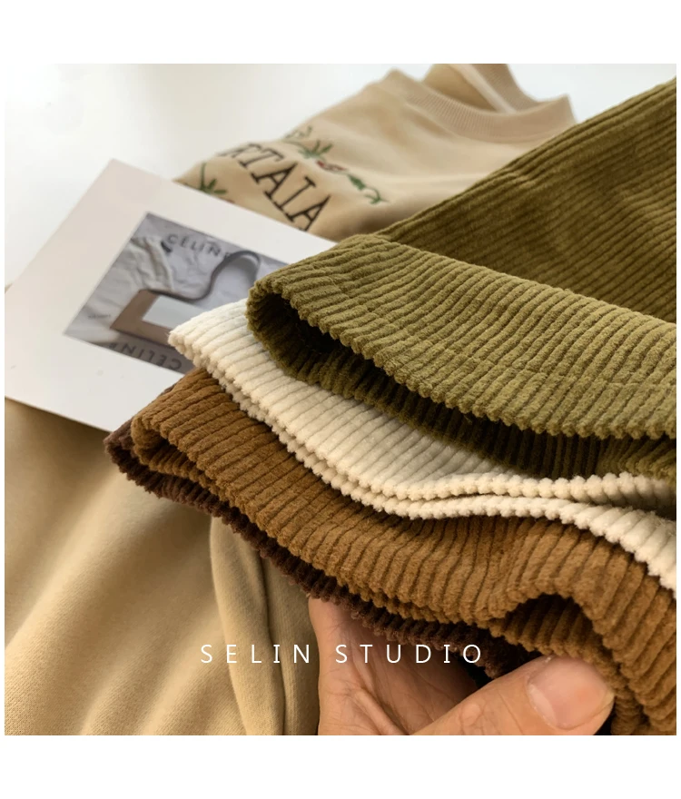 2024 New Corduroy Women's Cargo Shorts Autumn Winter High Waist Wide Leg Shorts Casual Vintage Female Trousers Fashion