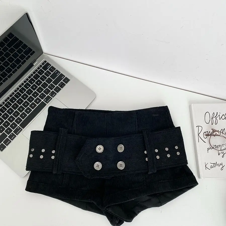 Retro Belt Low Waist Corduroy Shorts Women 2026 New Spice Girl Casual Y2k Shorts