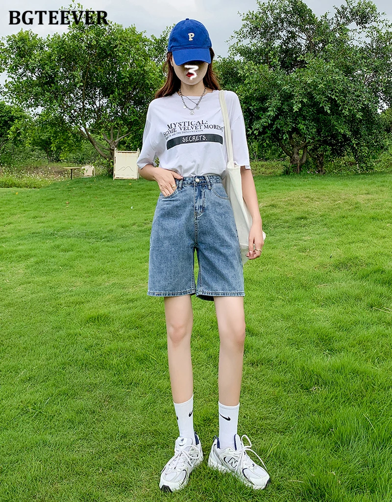 BGTEEVER Chic Straight Loose Women Jeans Shorts Summer High Waist Pockets Female Wide Leg Denim Shorts