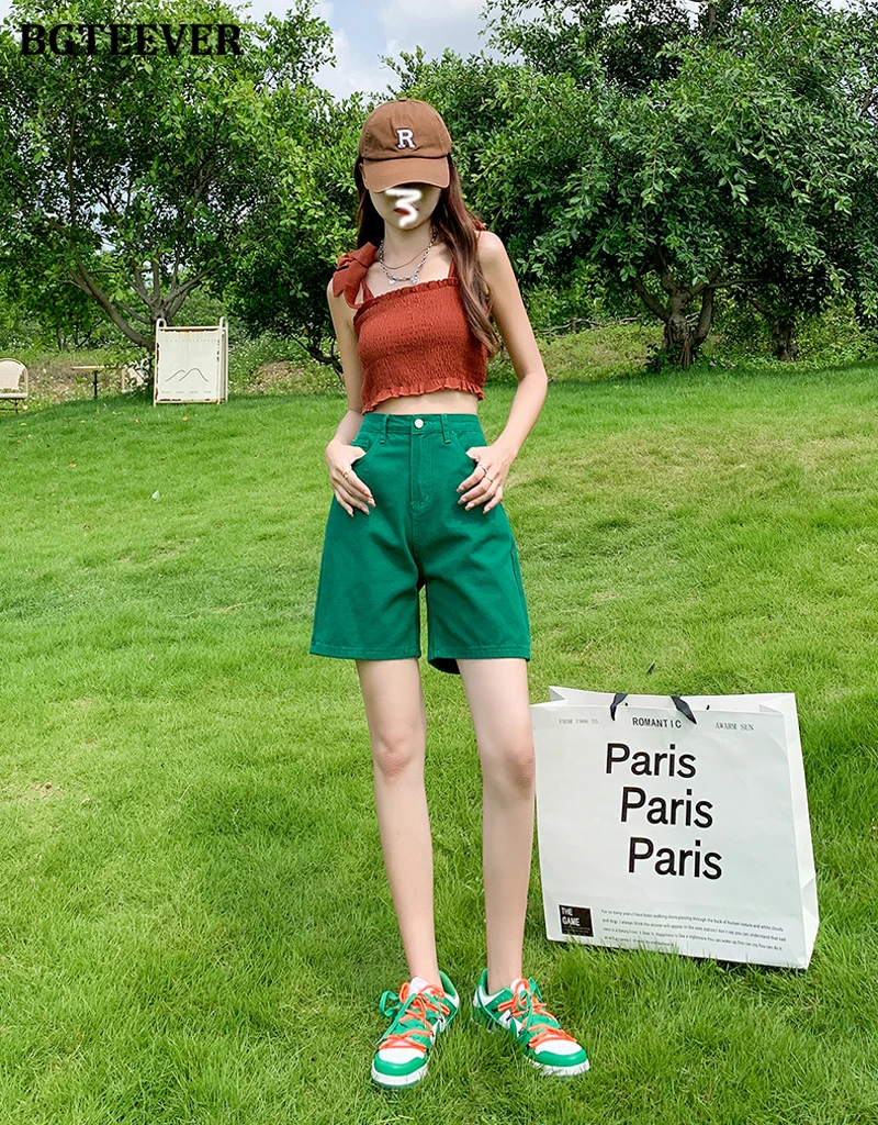BGTEEVER Chic Straight Loose Women Jeans Shorts Summer High Waist Pockets Female Wide Leg Denim Shorts
