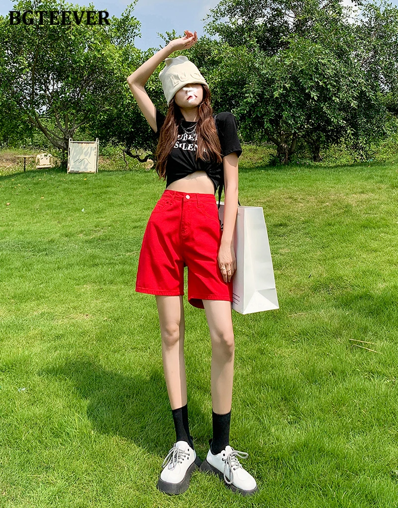 BGTEEVER Chic Straight Loose Women Jeans Shorts Summer High Waist Pockets Female Wide Leg Denim Shorts