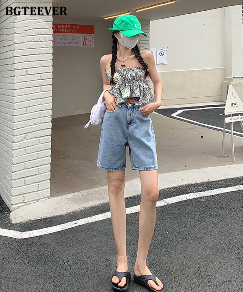 BGTEEVER Chic Straight Loose Women Jeans Shorts Summer High Waist Pockets Female Wide Leg Denim Shorts