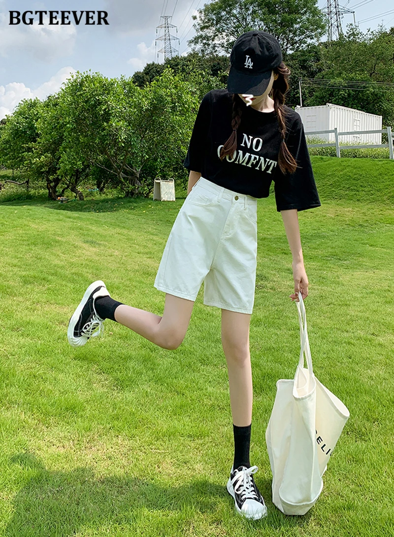 BGTEEVER Chic Straight Loose Women Jeans Shorts Summer High Waist Pockets Female Wide Leg Denim Shorts
