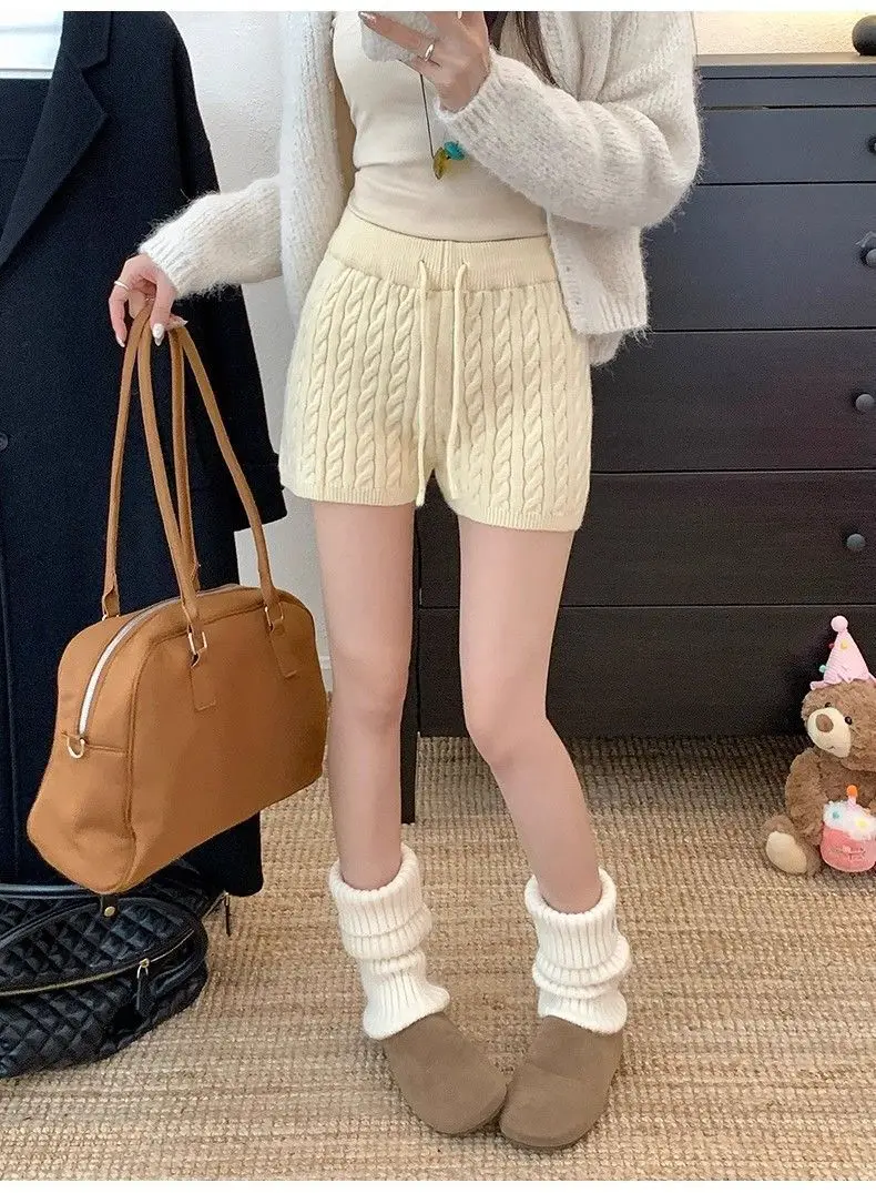 Japanese Women's Cable Knitted Shorts Autumn Winter Elastic Waist Straight Leg Short Pants Woman Soft Cozy Solid Color Shorts
