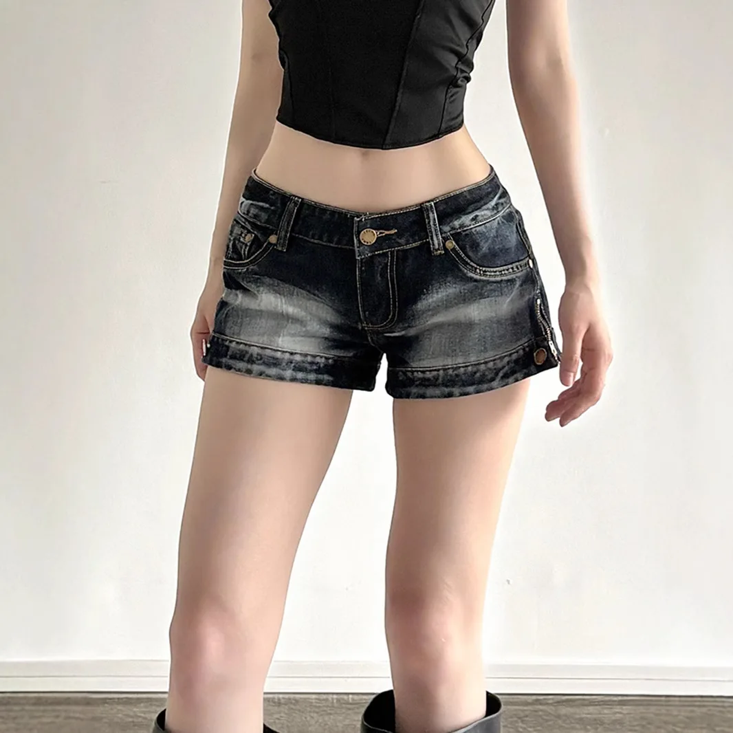 Design Gradual Low Waist Jeans Denim Shorts Women Retro Old Metal Buckle Tight Hip Y2k Shorts