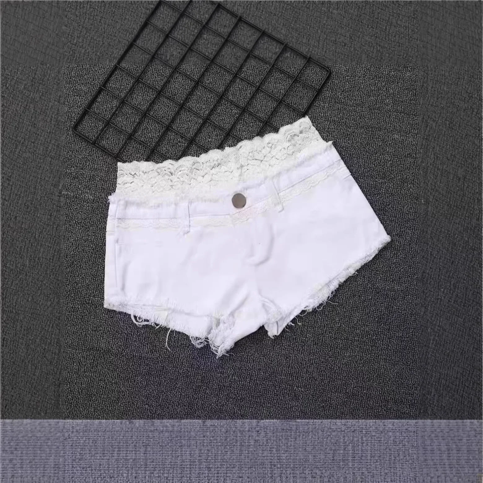 Lace Splicing Elastic Tigh Ultra-shorts Women's Denim Shorts Sexy Low-rise Hot Pants