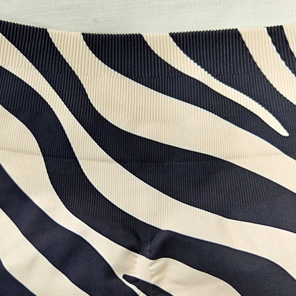 Striped Yoga Three-Inch Shorts High-Waisted Hip-Lifting Belt-Cinching Women's Fashionable Fitness Running Sport Pants