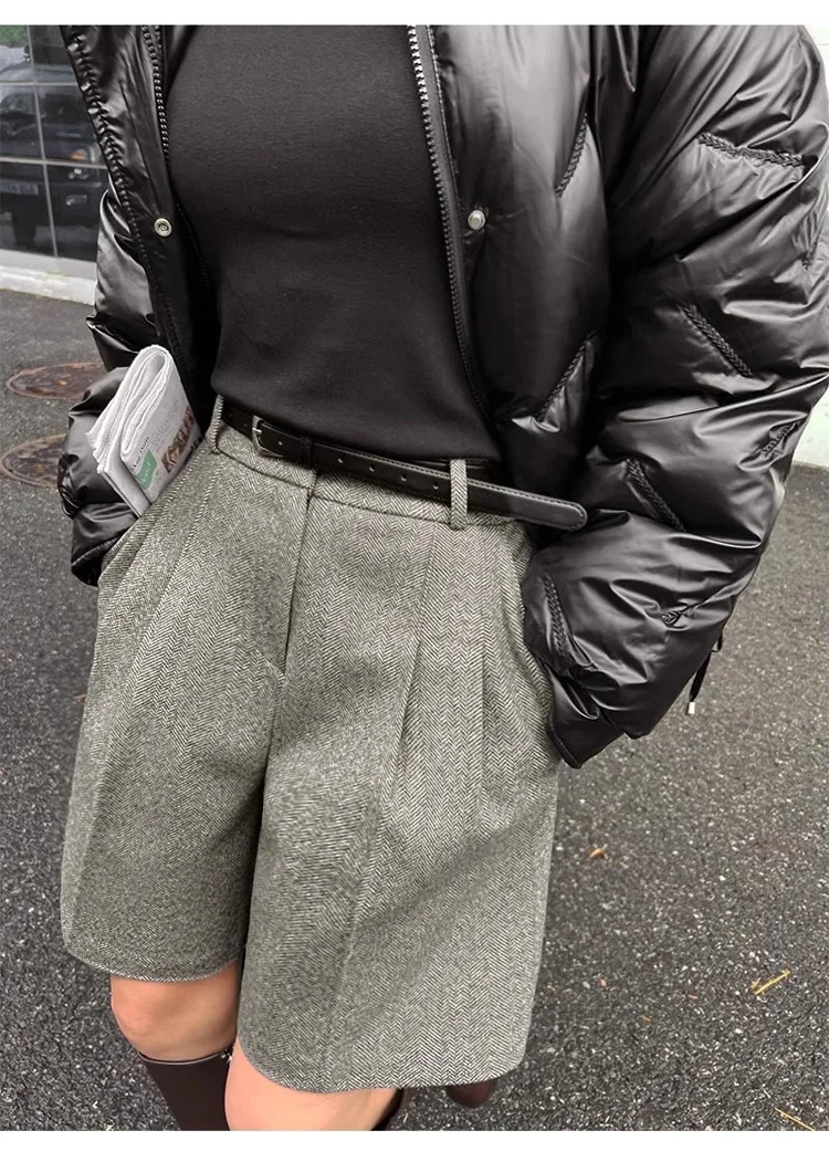 Chic Women Thicken Warm Loose Pockets Faux Woolen Straight Shorts 2024 Autumn Winter High Waist Ladies Wide Leg Shorts WH2