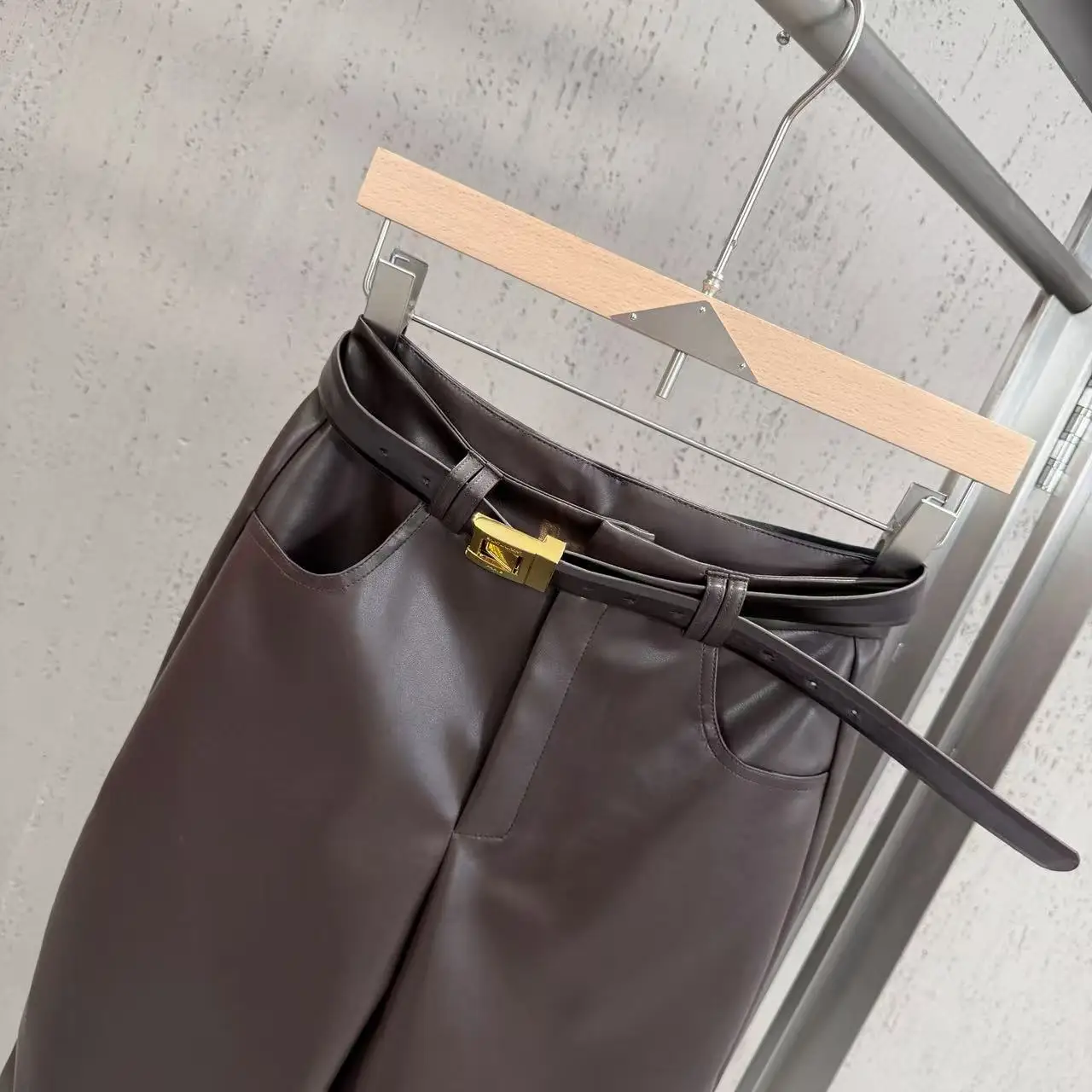 High Street Shorts Autumn Women's Ins Style Paired with Belt Design Slimming Straight Leg PU Leather Pants Retro and Casual