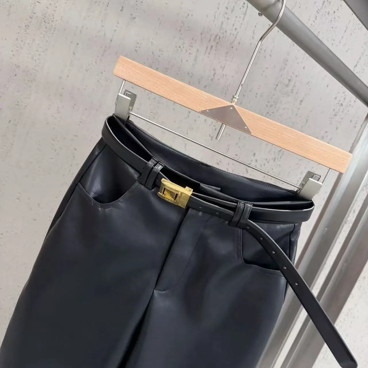 High Street Shorts Autumn Women's Ins Style Paired with Belt Design Slimming Straight Leg PU Leather Pants Retro and Casual