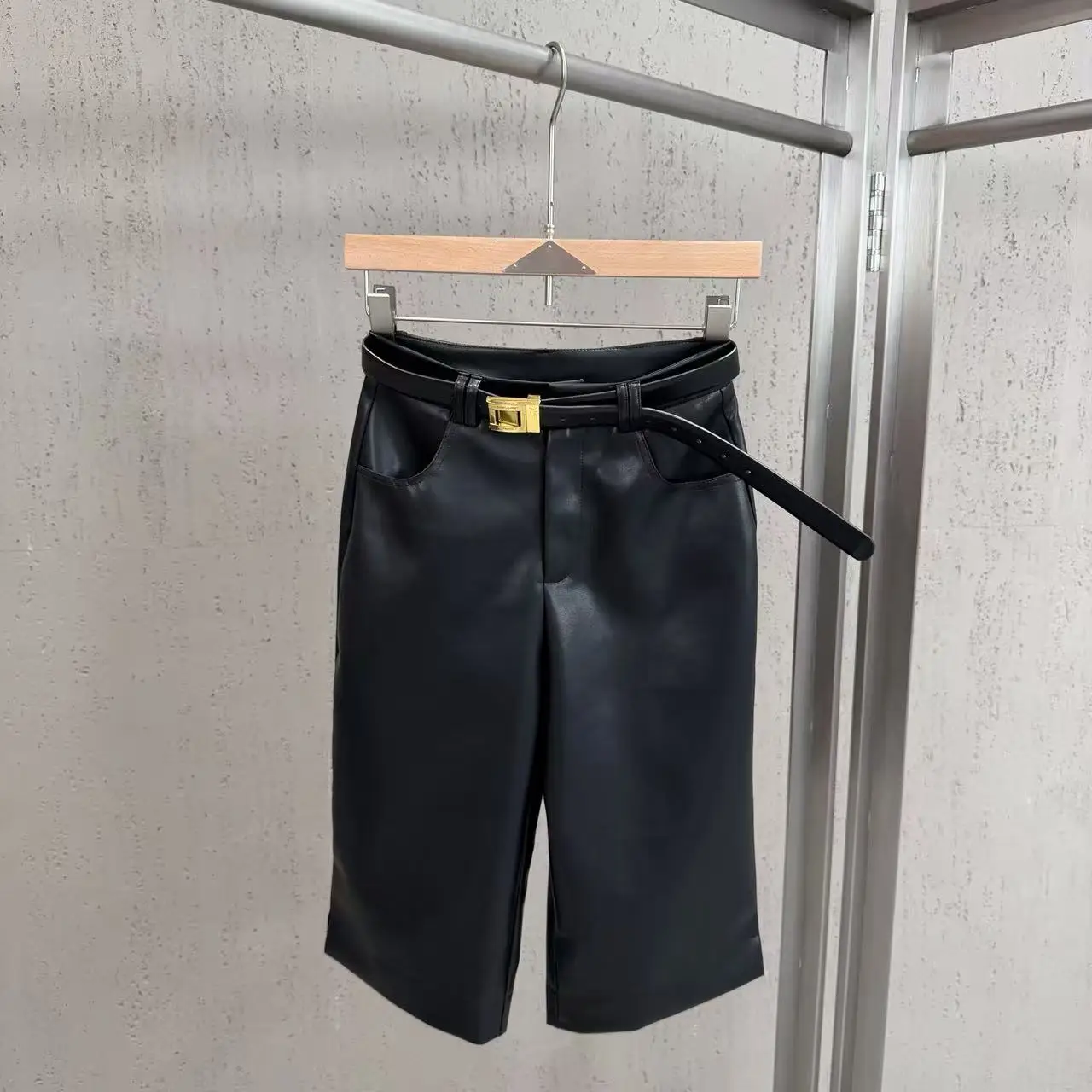 High Street Shorts Autumn Women's Ins Style Paired with Belt Design Slimming Straight Leg PU Leather Pants Retro and Casual