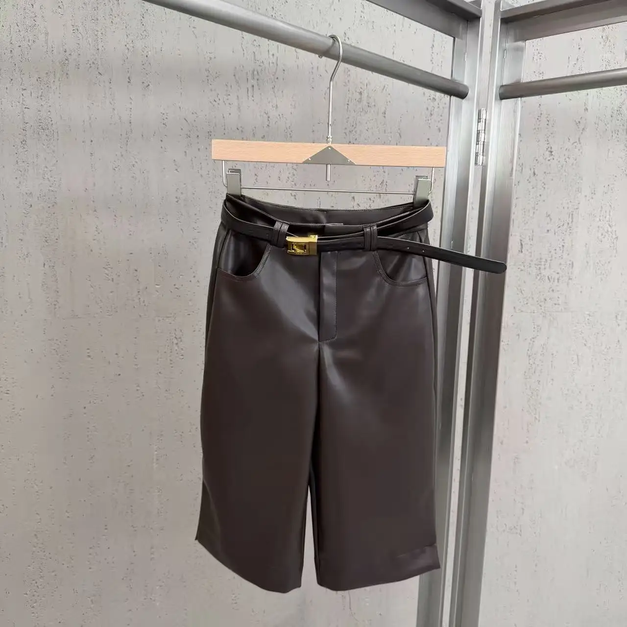 High Street Shorts Autumn Women's Ins Style Paired with Belt Design Slimming Straight Leg PU Leather Pants Retro and Casual