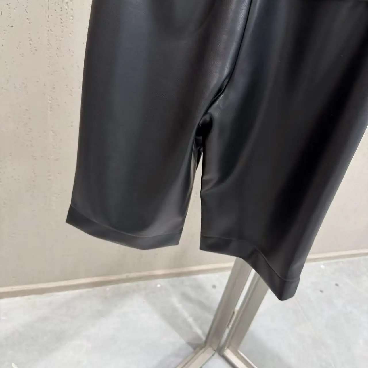 High Street Shorts Autumn Women's Ins Style Paired with Belt Design Slimming Straight Leg PU Leather Pants Retro and Casual