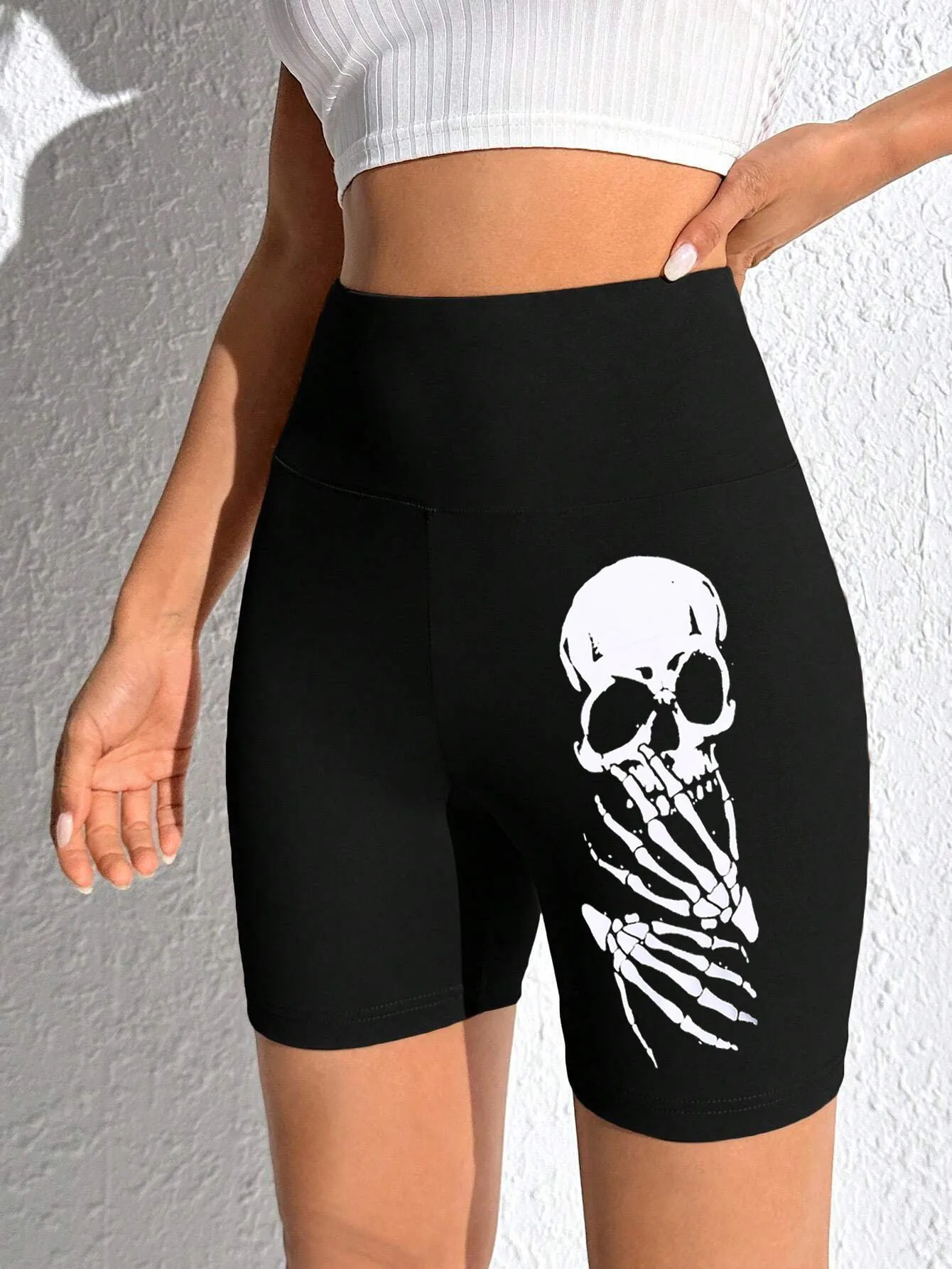 Hot Sale Of High-waist Hip Lifting Tights Solid Color Skull Printed Five Quarter Pants Fashion Printed Slim Shorts Women