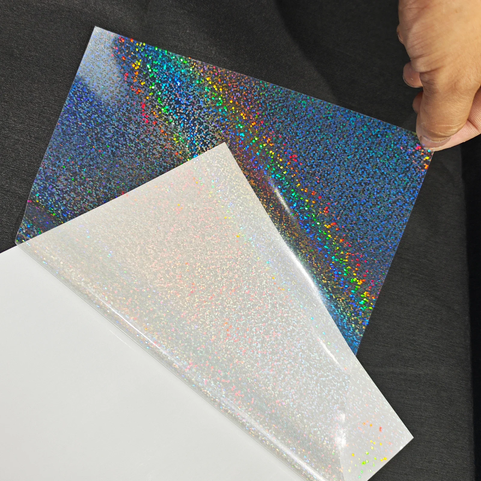 50pcs Holographic Sticker Paper 2.9 X 4.1 Inch Clear Vinyl Self-Adhesive Waterproof Transparent Cold Laminating Film for Crafts