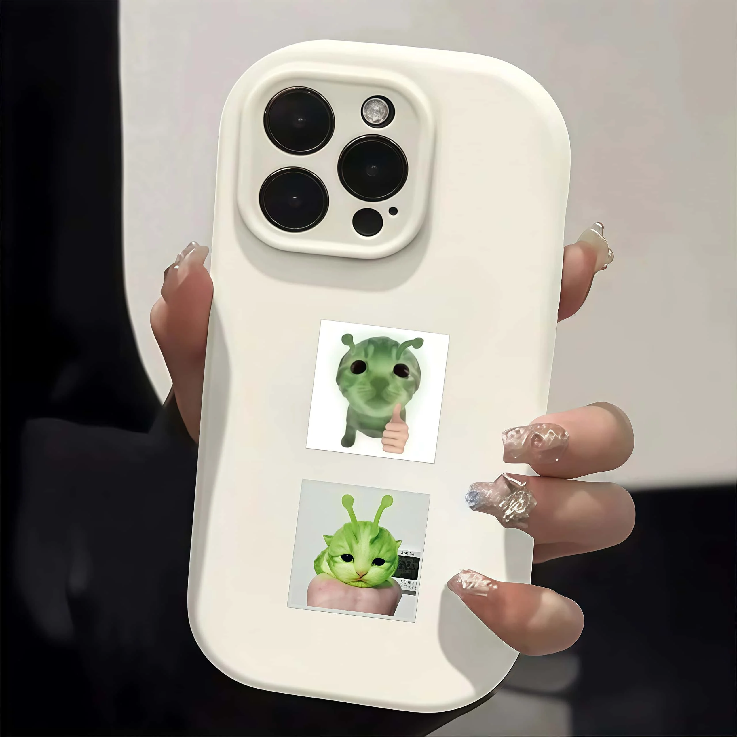 500Pcs Funny Alien Cat Stickers, Quirky Extraterrestrial Kitten Decals for DIY, Journal & Gift Embellishment