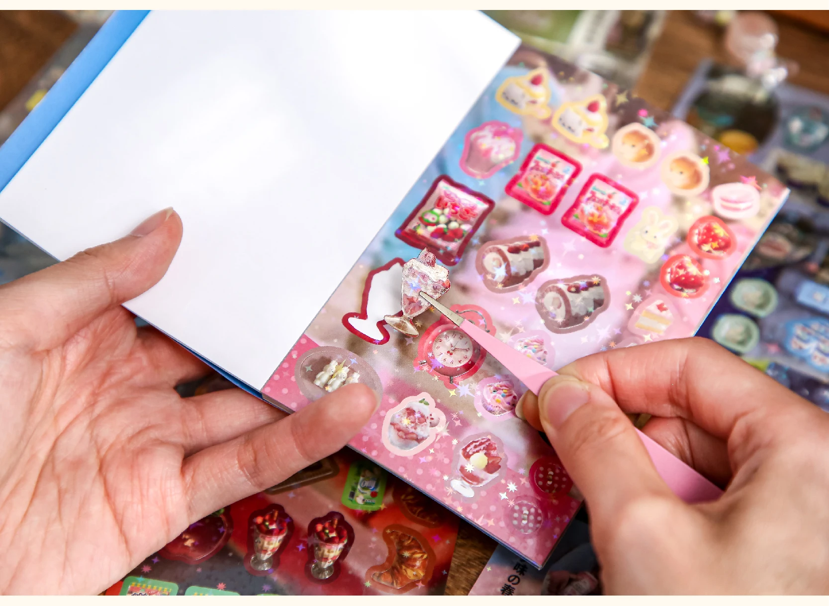 30sheets Showa Fantasy Series Kawaii Flash Die Cut Sticker Book DIY Junk Journal Diary Scrapbooking Material Stationery Stickers