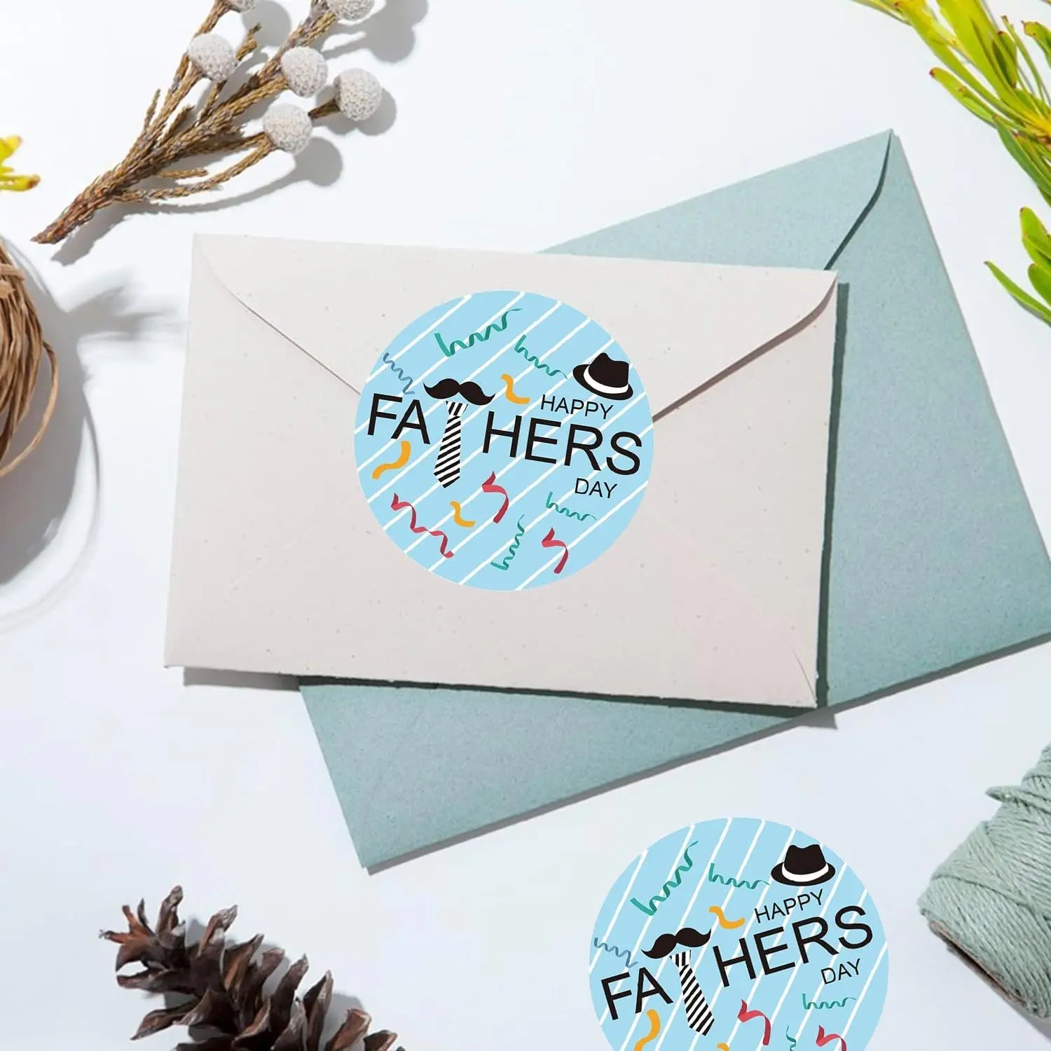 1 Roll of 500Pcs Father Day Label Stickers Dad Sticker Father's Day Gift Tags For Holiday Party Decoration Blue Beard Present