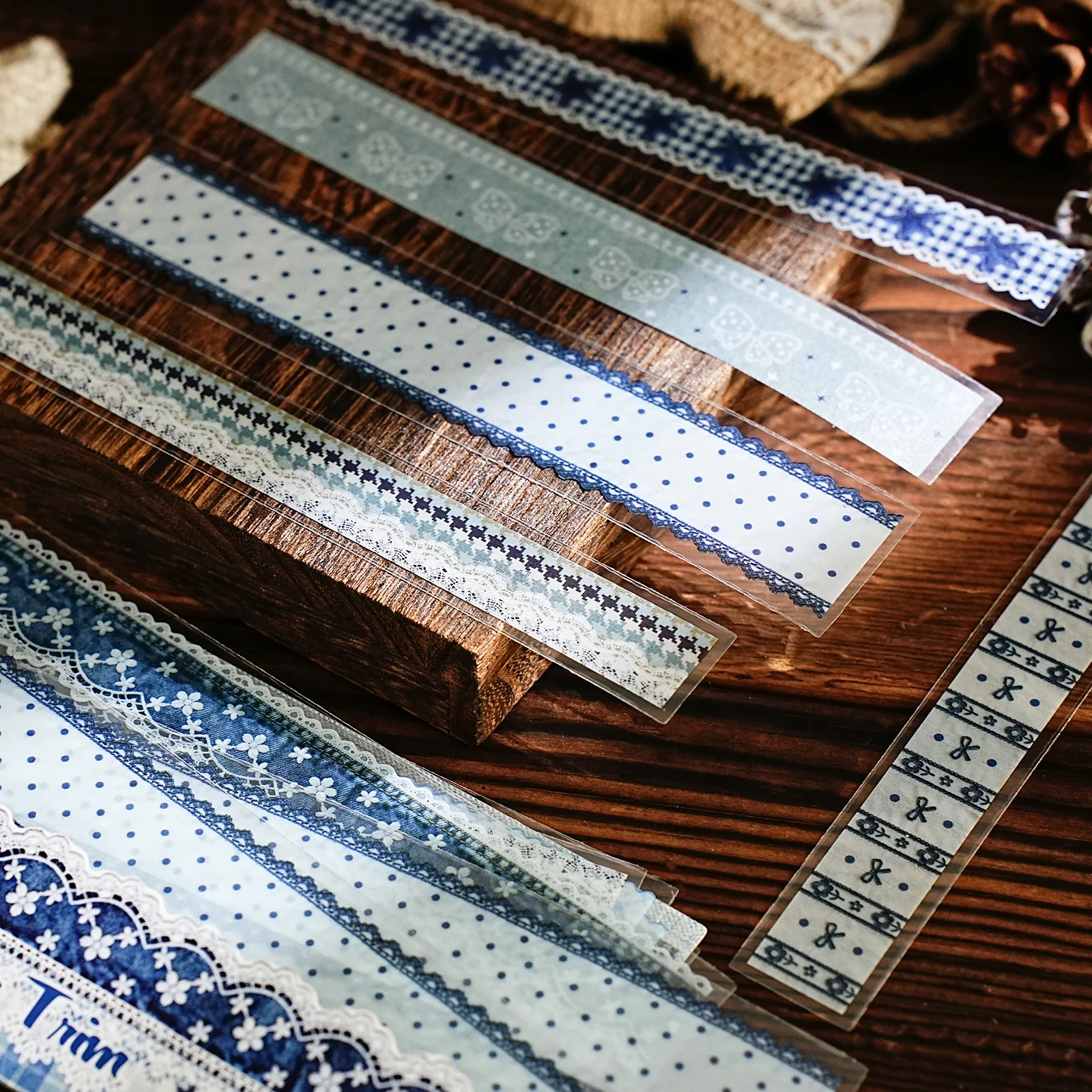 Etori Life Handmade Lace Series 30Pcs/Bag Vintage Lace Strip Stickers Pastoral Floral Artistic Journal Collage Decorative Strips for Children's Gift Paper Bags, Notebooks, Suitcases, Handmade Scrapbooking Supplies, Stamp Albums, DIY Artwork, Vintage Parties, Diaries, Pencil Cases, Stationery Stickers