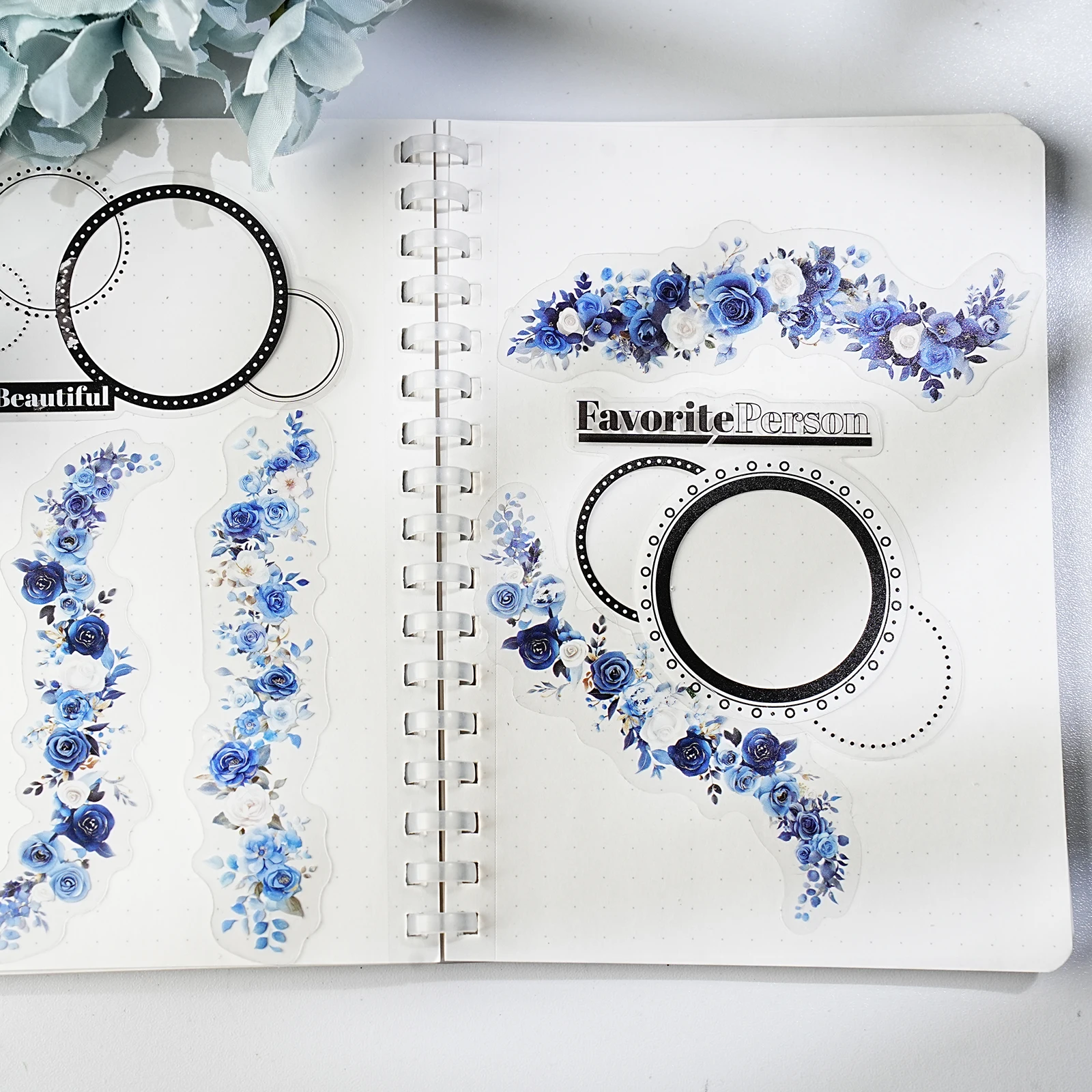Etori Life Fall in Love Blues Floral Vine Black and White Round Border Pet Stickers 20 Sheets for Notebook Collage Decoration, Laptop Stickers, Office Decoration Accessories, Handmade Scrapbooking Supplies, Pencil Cases, Stamp Pads, DIY Diary, Student Gift Paper Bags, Stationery Stickers, School Supplies, Back-To-School Season, Gifts for Friends