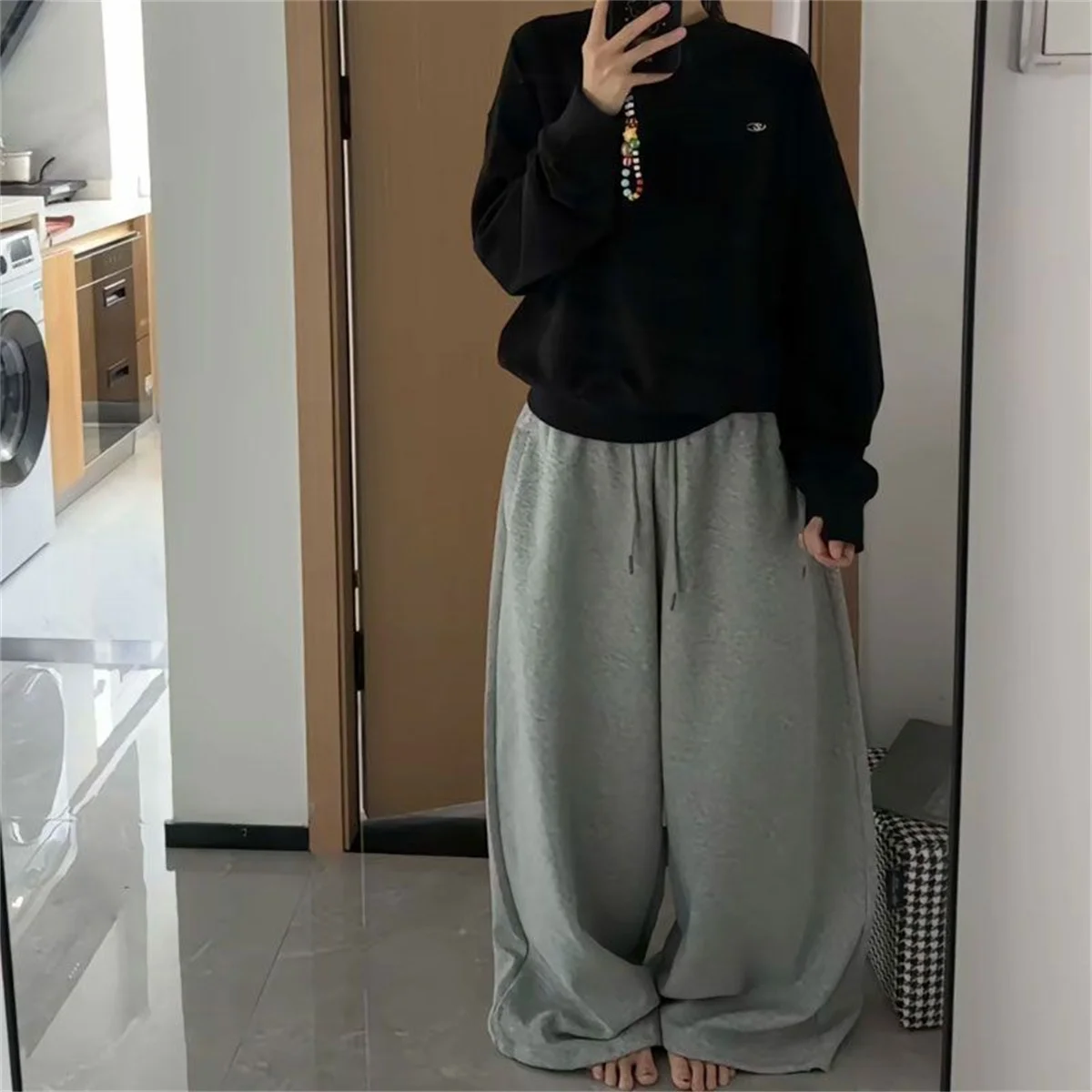 Oversize Woman Grey Black Sweatpants Y2K Korean Streetwear Loose Casual Jogger Pants High Waist All Match Drawstring Trousers