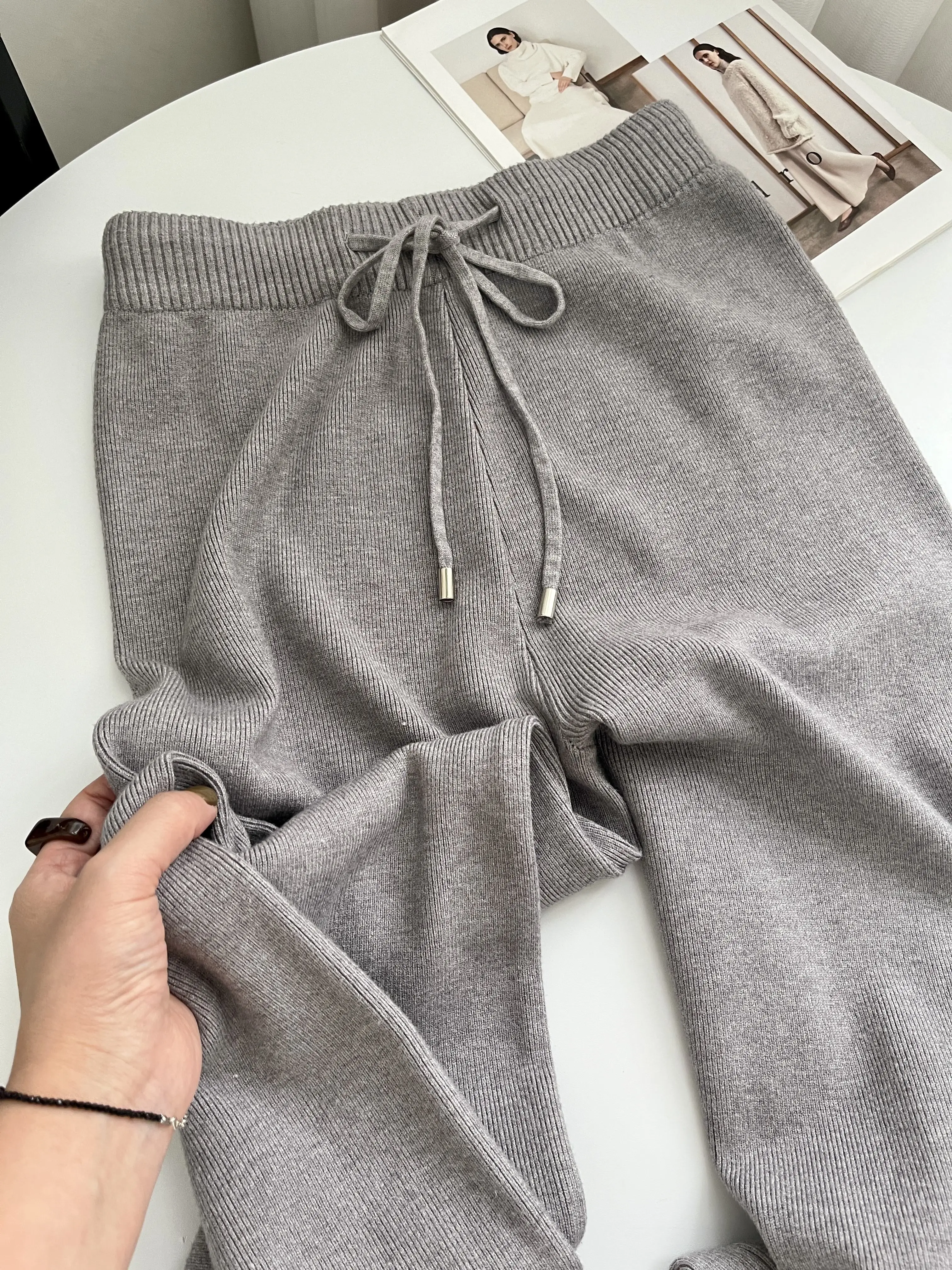 Cashmere Knitted Wide-leg Pants Women's High Waist Drape Loose Autumn and Winter Thickened Floor-mopping Trousers Outer Wear